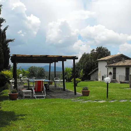 Sleeps 2 Pool Wifi T764279 Città di Castello